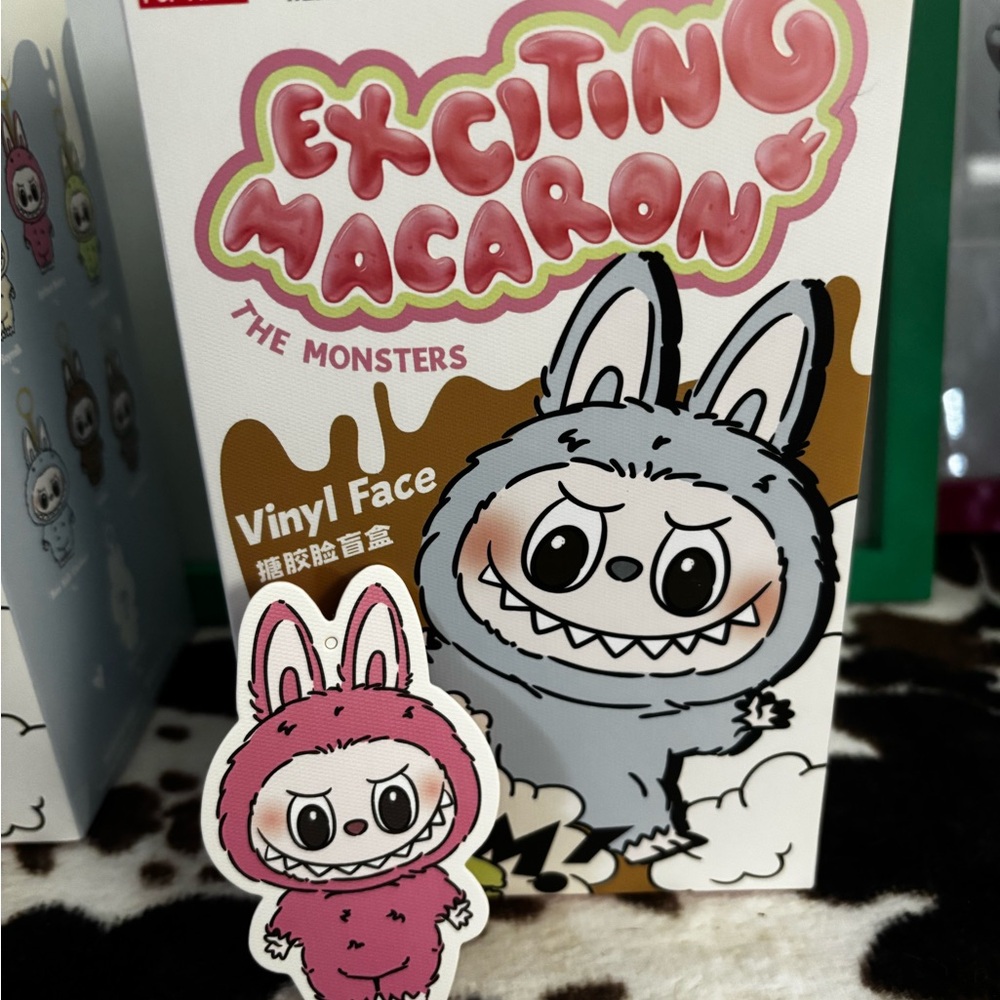 Exciting Macaron Vinyl Face Figure